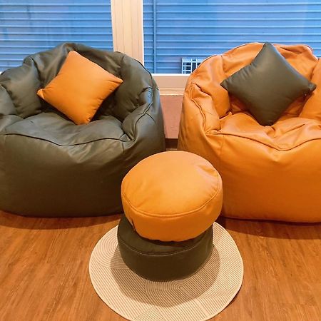 Like Hostel & Bar Lounge 高雄 外观 照片